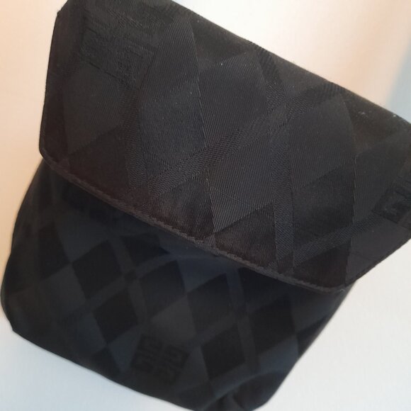 Black Givenchy monogram bag & Pouch +  FREE silk scarf included. - Picture 8 of 17